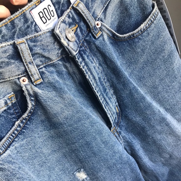 BDG medium wash mom jeans 26 NWT - Picture 3 of 3